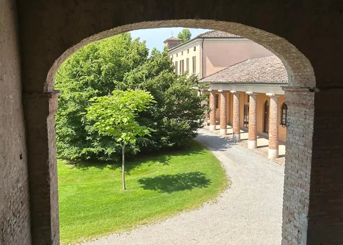 Corte Degli Angeli Società Agricola E Agrituristica Alloggio per agriturismo Busseto