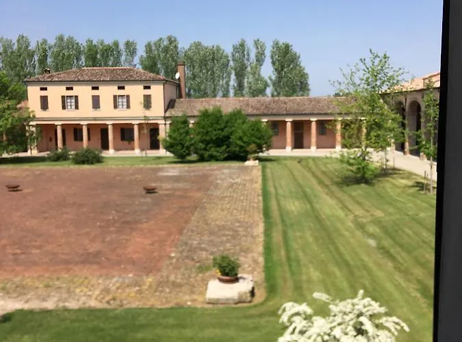 Corte Degli Angeli Società Agricola E Agrituristica * Busseto